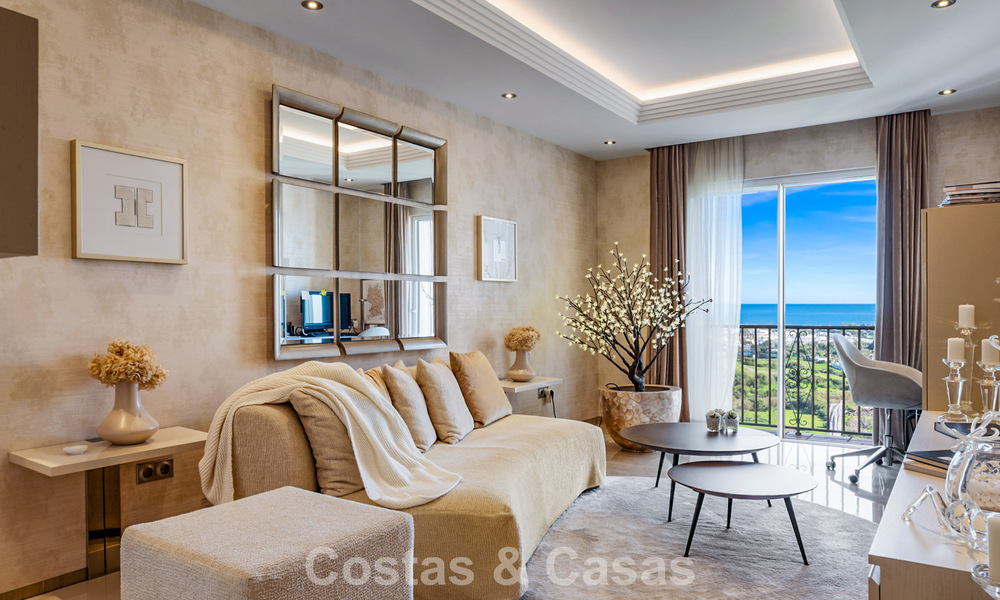Spacieux penthouse duplex avec vue panoramique sur la mer à vendre dans une résidence fermée à Marbella - Benahavís 794869