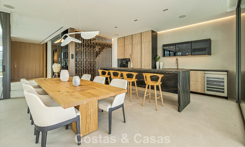Villa mitoyenne ultramoderne avec piscine privée à vendre sur le Golden Mile de Marbella 795022