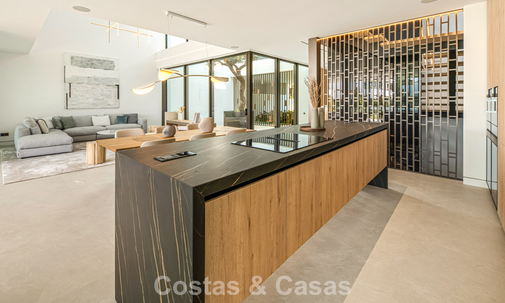 Villa mitoyenne ultramoderne avec piscine privée à vendre sur le Golden Mile de Marbella 795025