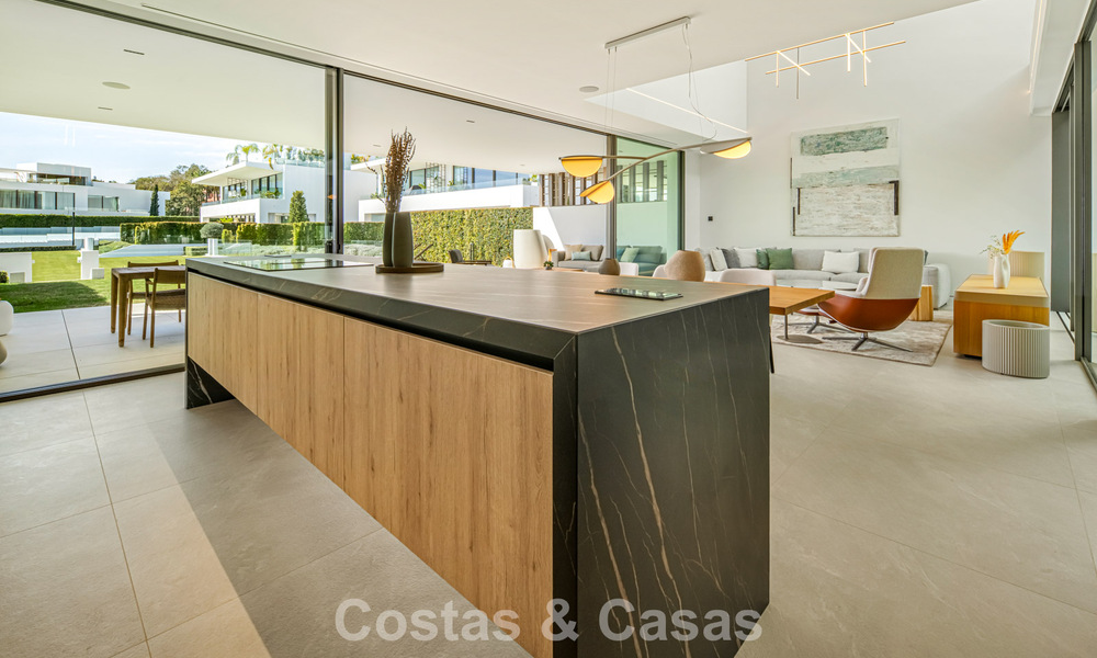 Villa mitoyenne ultramoderne avec piscine privée à vendre sur le Golden Mile de Marbella 795026