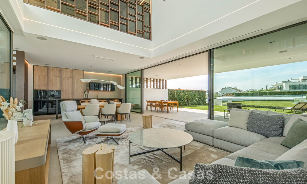 Villa mitoyenne ultramoderne avec piscine privée à vendre sur le Golden Mile de Marbella 795031