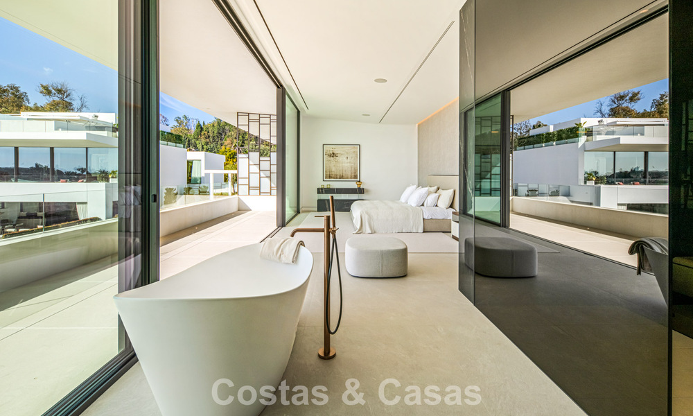 Villa mitoyenne ultramoderne avec piscine privée à vendre sur le Golden Mile de Marbella 795050