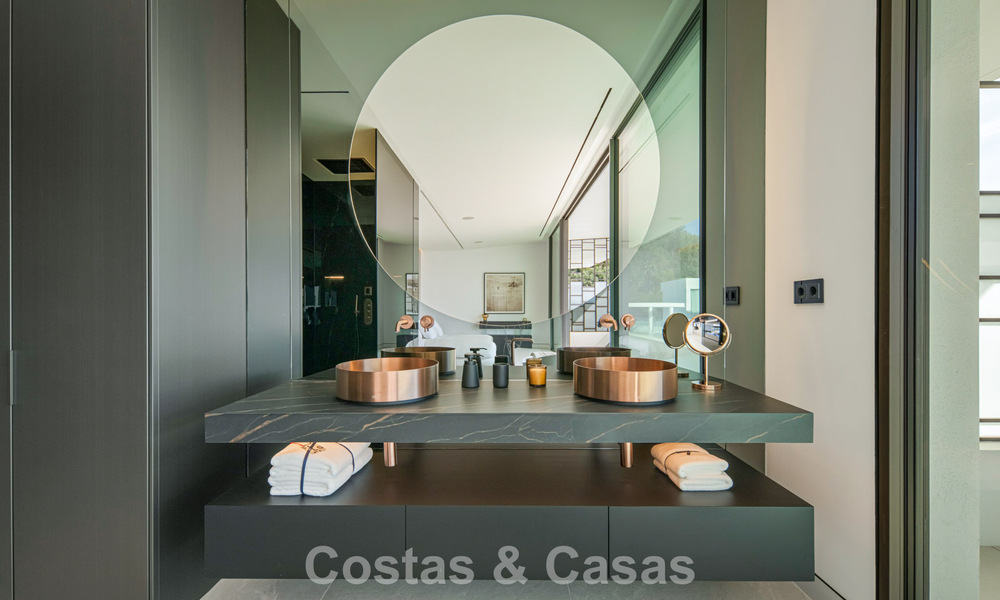 Villa mitoyenne ultramoderne avec piscine privée à vendre sur le Golden Mile de Marbella 795055