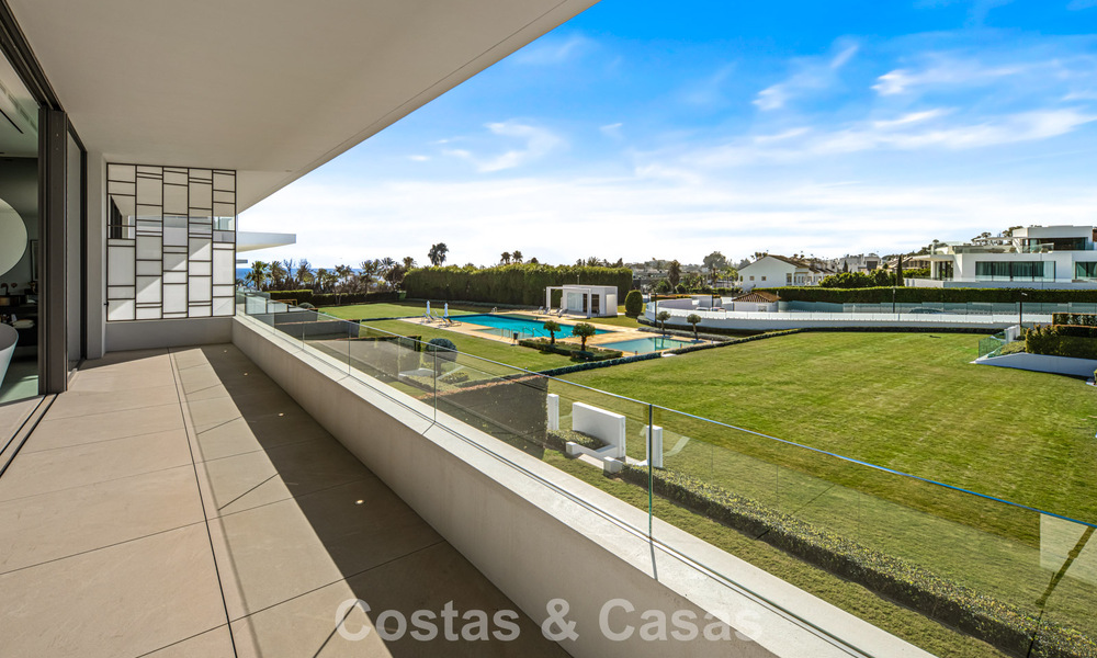 Villa mitoyenne ultramoderne avec piscine privée à vendre sur le Golden Mile de Marbella 795063