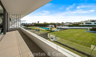 Villa mitoyenne ultramoderne avec piscine privée à vendre sur le Golden Mile de Marbella 795063 