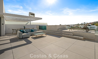 Villa mitoyenne ultramoderne avec piscine privée à vendre sur le Golden Mile de Marbella 795065 