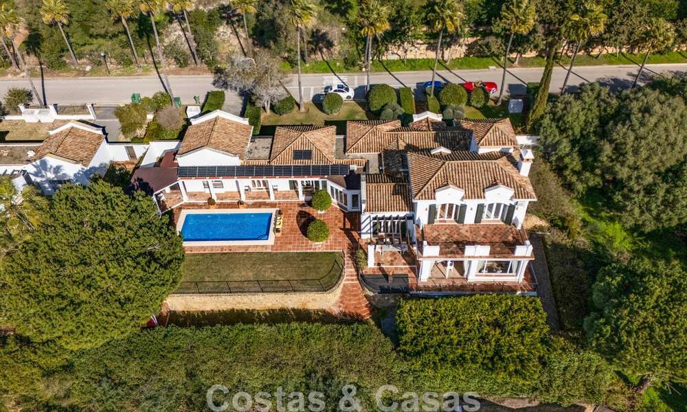 Villa andalouse authentique avec vue panoramique idillique sur le golf à vendre à Sotogrande Alto, Costa del Sol 795171