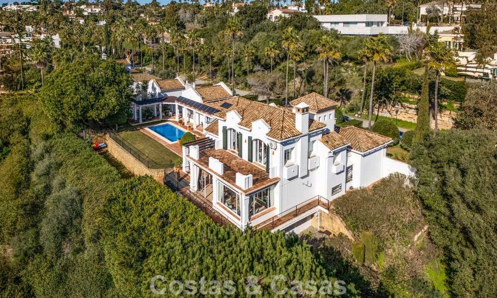 Villa andalouse authentique avec vue panoramique idillique sur le golf à vendre à Sotogrande Alto, Costa del Sol 795173