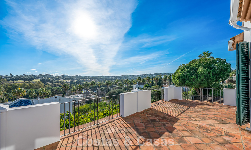 Villa andalouse authentique avec vue panoramique idillique sur le golf à vendre à Sotogrande Alto, Costa del Sol 795177