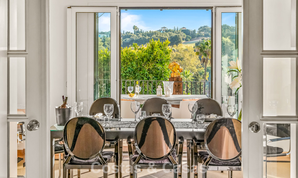 Villa andalouse authentique avec vue panoramique idillique sur le golf à vendre à Sotogrande Alto, Costa del Sol 795196