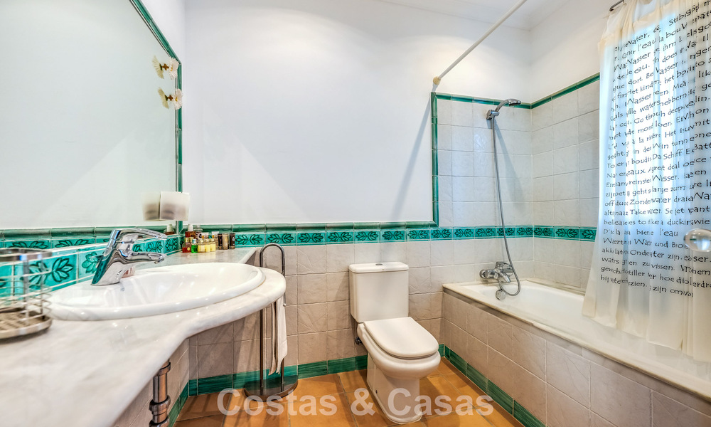 Villa andalouse authentique avec vue panoramique idillique sur le golf à vendre à Sotogrande Alto, Costa del Sol 795216