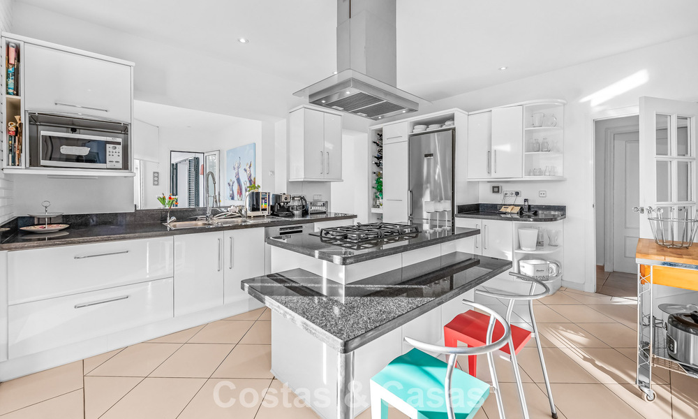 Villa andalouse authentique avec vue panoramique idillique sur le golf à vendre à Sotogrande Alto, Costa del Sol 795219