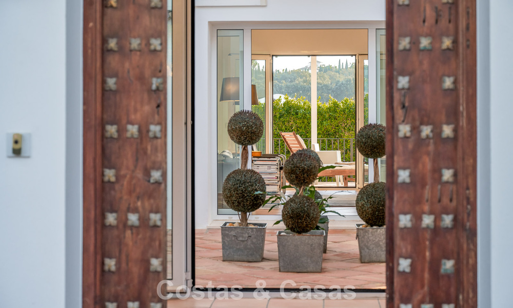 Villa andalouse authentique avec vue panoramique idillique sur le golf à vendre à Sotogrande Alto, Costa del Sol 795225