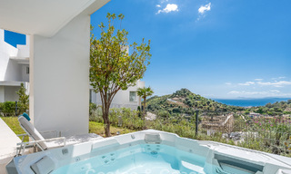 Luxueux appartement contemporain en rez-de-jardin avec vue sur la mer à vendre dans un complexe boutique près de Marbella 795341 