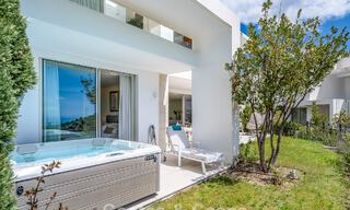 Luxueux appartement contemporain en rez-de-jardin avec vue sur la mer à vendre dans un complexe boutique près de Marbella 795342 