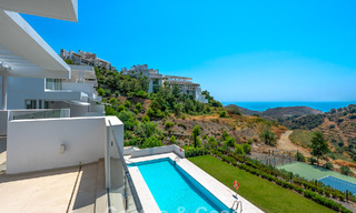 Appartement lumineux avec vue sur la mer à vendre dans un complexe de style resort à quelques minutes de Marbella 795373 