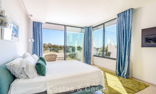 Villa moderne prête à emménager à distance de marche d’un club de golf sur la New Golden Mile entre Marbella et Estepona 795381 