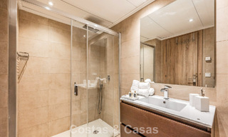 Appartement contemporain avec jardin à vendre à quelques minutes à pied de la plage et de Puerto Banús, Marbella 795731 