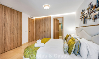 Appartement contemporain avec jardin à vendre à quelques minutes à pied de la plage et de Puerto Banús, Marbella 795735 