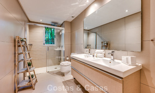 Appartement contemporain avec jardin à vendre à quelques minutes à pied de la plage et de Puerto Banús, Marbella 795736 