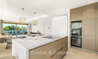 Appartement de luxe à vendre avec vues panoramiques sur le Golden Mile de Marbella près de la plage et de Puerto Banús 796001 