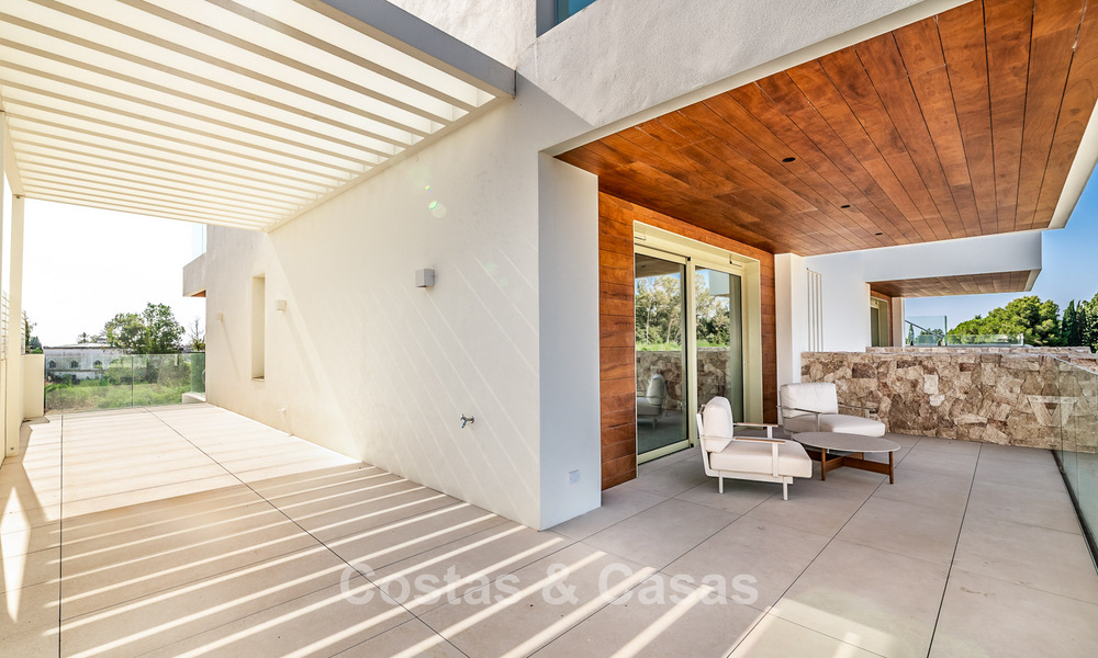 Appartement de luxe à vendre avec vues panoramiques sur le Golden Mile de Marbella près de la plage et de Puerto Banús 796006