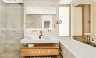 Appartement de luxe à vendre avec vues panoramiques sur le Golden Mile de Marbella près de la plage et de Puerto Banús 796011 