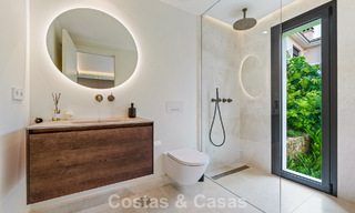 Élégante villa de design avec vues panoramiques à vendre sur la vallée du golf de Nueva Andalucía, Marbella 795665 