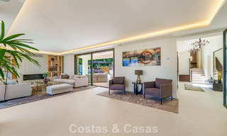 Élégante villa de design avec vues panoramiques à vendre sur la vallée du golf de Nueva Andalucía, Marbella 795688 