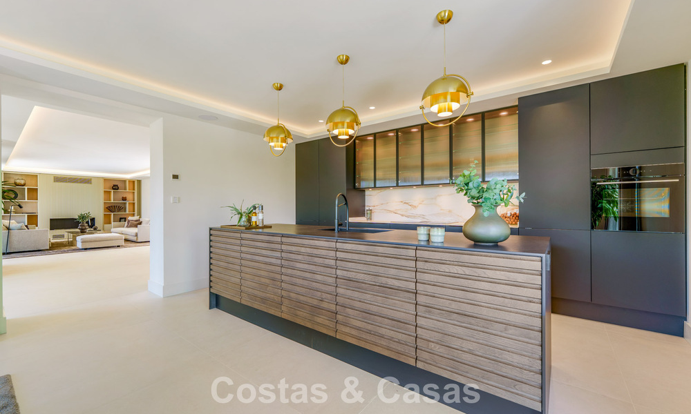 Élégante villa de design avec vues panoramiques à vendre sur la vallée du golf de Nueva Andalucía, Marbella 795691