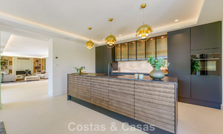 Élégante villa de design avec vues panoramiques à vendre sur la vallée du golf de Nueva Andalucía, Marbella 795691 