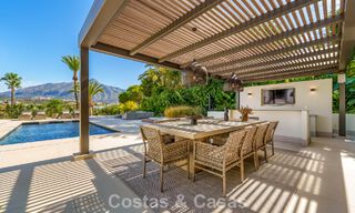 Élégante villa de design avec vues panoramiques à vendre sur la vallée du golf de Nueva Andalucía, Marbella 795698 