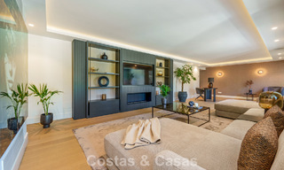 Élégante villa de design avec vues panoramiques à vendre sur la vallée du golf de Nueva Andalucía, Marbella 795710 