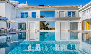 Villa de luxe entièrement rénovée à vendre à deux pas du golf à Guadalmina Alta, Marbella 795854 