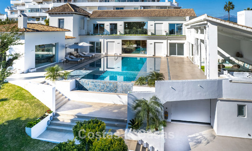 Villa de luxe entièrement rénovée à vendre à deux pas du golf à Guadalmina Alta, Marbella 795856