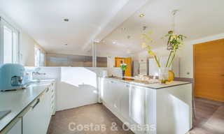 Villa de luxe entièrement rénovée à vendre à deux pas du golf à Guadalmina Alta, Marbella 795859 