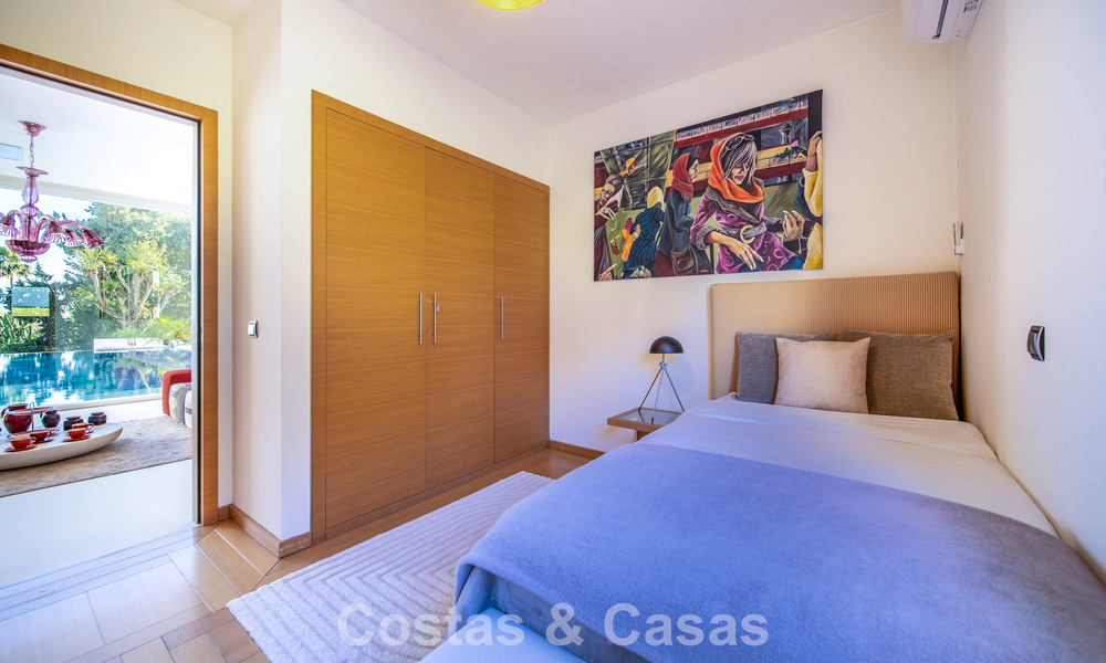 Villa de luxe entièrement rénovée à vendre à deux pas du golf à Guadalmina Alta, Marbella 795882