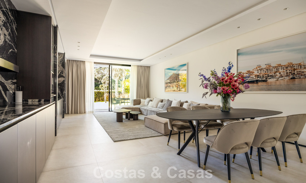 Spectaculaire villa de luxe contemporaine à vendre avec vue sur la mer à El Madroñal, Marbella - Benahavís 796247