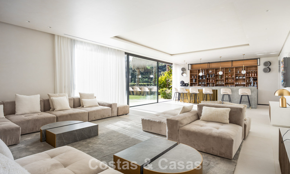 Spectaculaire villa de luxe contemporaine à vendre avec vue sur la mer à El Madroñal, Marbella - Benahavís 796250