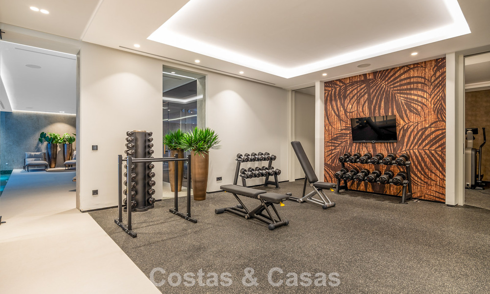 Spectaculaire villa de luxe contemporaine à vendre avec vue sur la mer à El Madroñal, Marbella - Benahavís 796252