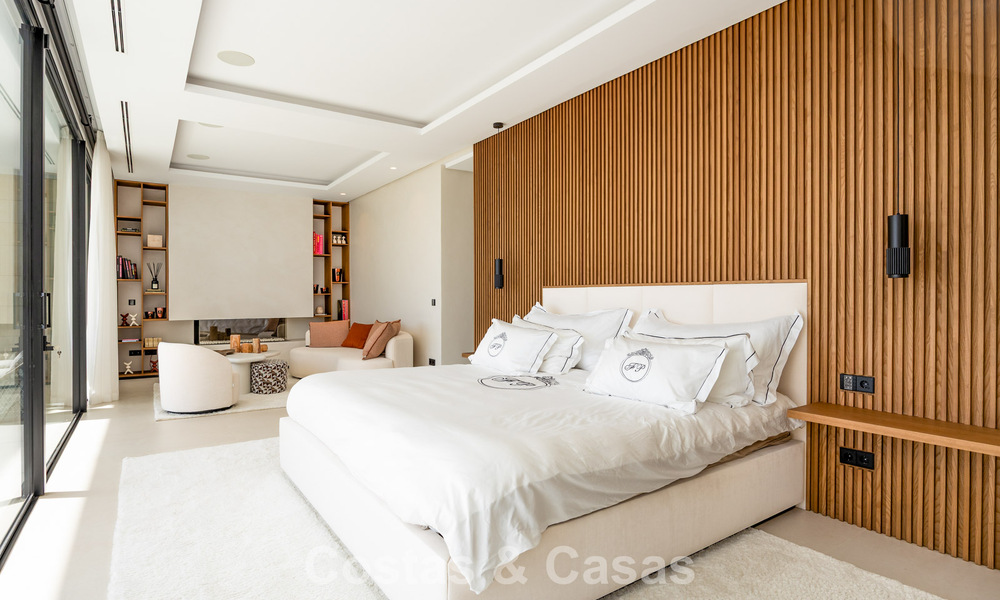 Spectaculaire villa de luxe contemporaine à vendre avec vue sur la mer à El Madroñal, Marbella - Benahavís 796265