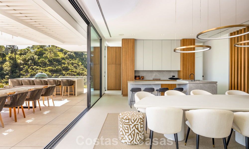 Spectaculaire villa de luxe contemporaine à vendre avec vue sur la mer à El Madroñal, Marbella - Benahavís 796280