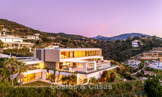 Spectaculaire villa de luxe contemporaine à vendre avec vue sur la mer à El Madroñal, Marbella - Benahavís 796296 