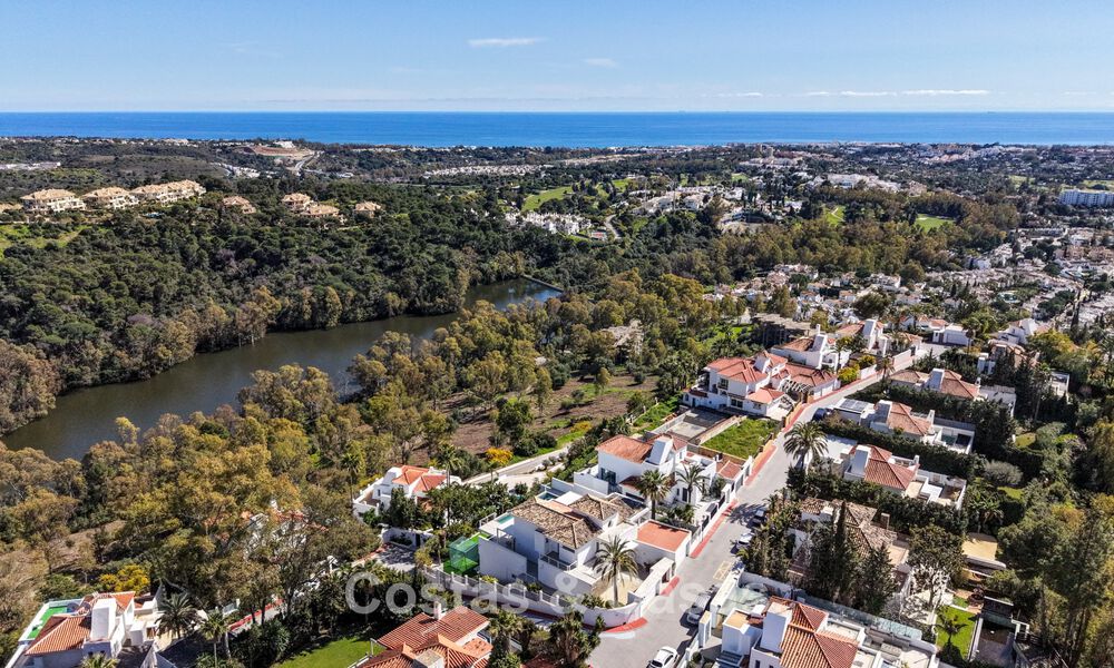 Villa traditionnelle rénovée avec vue sur la mer et les montagnes à vendre à Nueva Andalucía, Marbella 796107