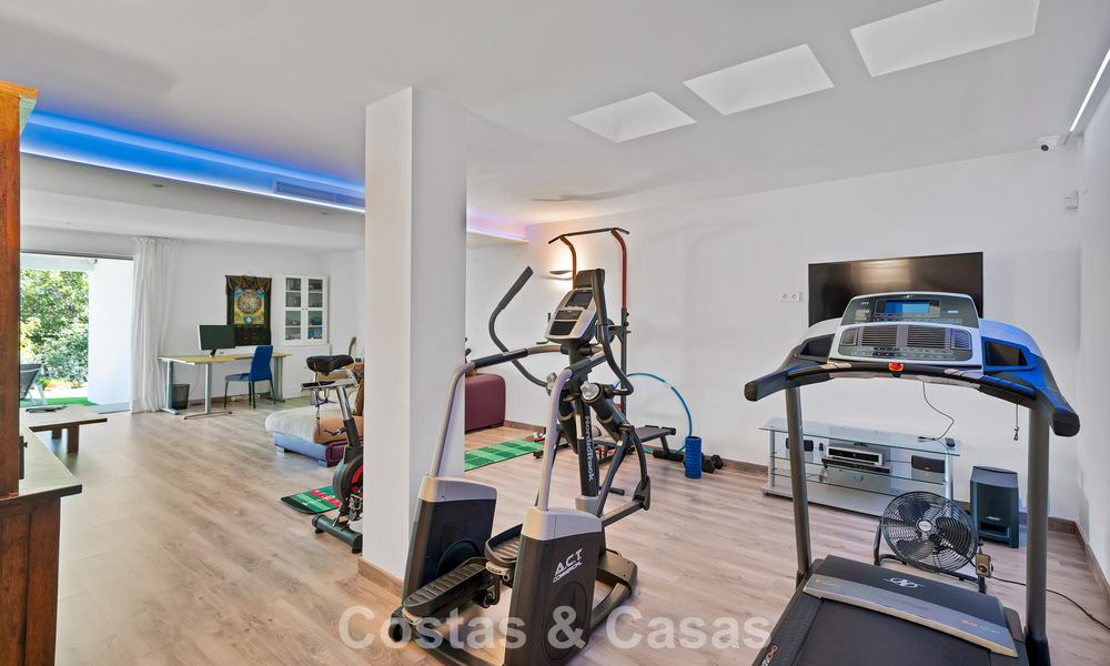 Villa traditionnelle rénovée avec vue sur la mer et les montagnes à vendre à Nueva Andalucía, Marbella 796148