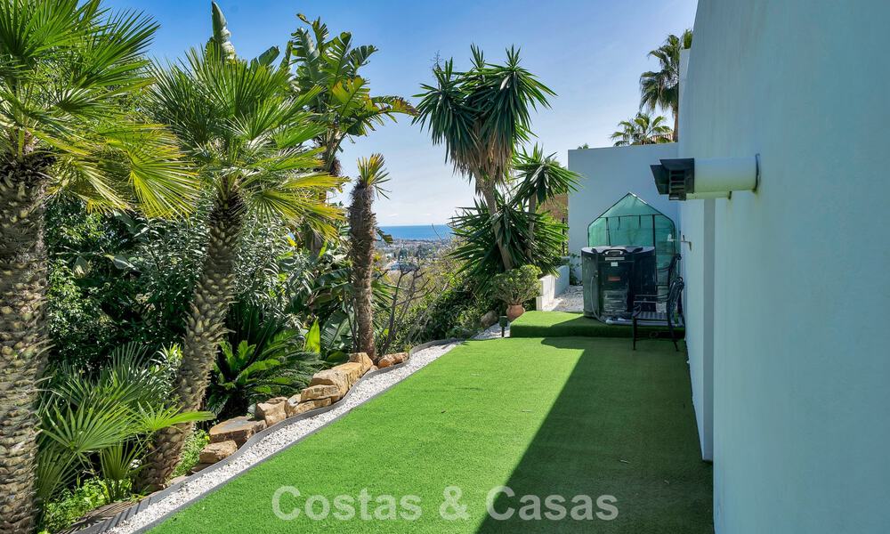 Villa traditionnelle rénovée avec vue sur la mer et les montagnes à vendre à Nueva Andalucía, Marbella 796151