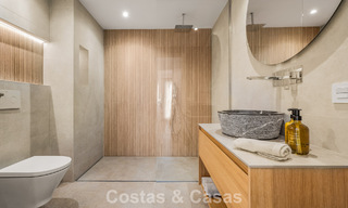 Appartement modernement rénové avec grande terrasse à vendre avec vue panoramique à Nueva Andalucía, Marbella 796044 