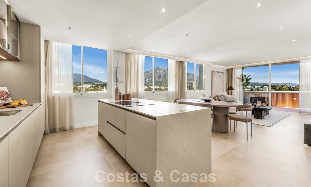 Appartement modernement rénové avec grande terrasse à vendre avec vue panoramique à Nueva Andalucía, Marbella 796049