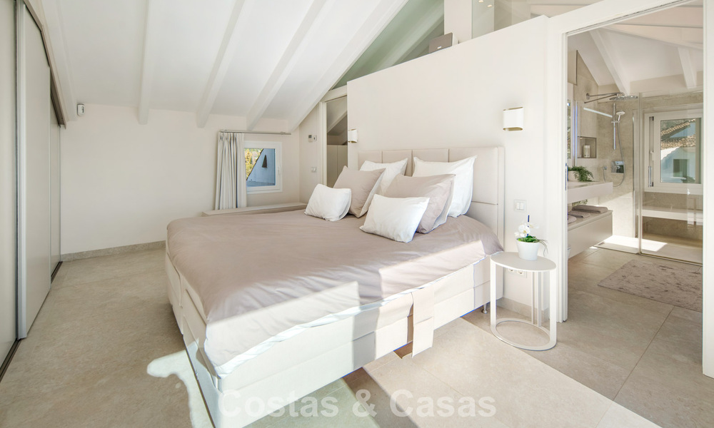 Penthouse duplex exclusif avec intérieur moderne et lumineux à vendre dans un complexe sécurisé sur la Golden Mile, Marbella 796412