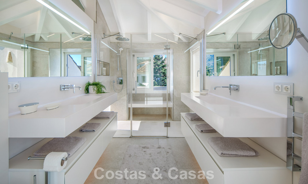 Penthouse duplex exclusif avec intérieur moderne et lumineux à vendre dans un complexe sécurisé sur la Golden Mile, Marbella 796413